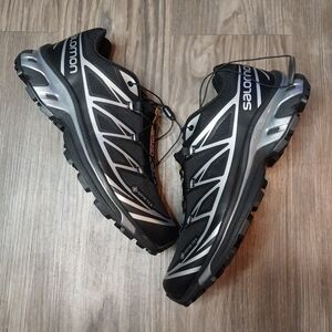 Salomon Athletic Shoes Black and Gray Reflective Design